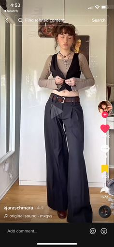 Garnet Outfit Aesthetic, La Hipster Outfits, Vintage Denim Outfit Women, European Layered Fashion, Oval Body Type Outfits, Tldp Concert Outfits, Aerith Inspired Outfit, Baggy Club Outfits, Shane L Word Outfits