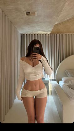 beach, house, mikaelatesta Angel Workout, Serie Bmw, Gymwear Outfits, Corps Parfait, Rare Features, Fitness Inspiration Body, Ideal Body, Outfits With Converse, Body Inspo