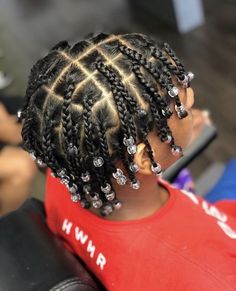 Braids For Guys With Curly Hair, Mens Box Braids With Beads, Box Braids For Men With Beads, Twist With Beads Men, Braids On Men Black, Boys With Braids Black, Braids For Curly Hair Men, Braids With Beads For Men, Braided Hairstyles For Guys