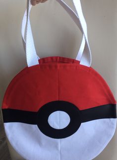 Ash Ketchum Costume, Pokemon Candy, Pokemon Purse, Pokemon Bag, Pokemon Ash Ketchum, Pokemon Diy, Pokemon Ball, Pokemon Ash, Poke Ball