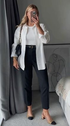 Nice Business Casual Women, Aesthetic Work Wear, Womens Button Up Shirt Outfit Work, Young Women’s Office Attire, Silk Button Down Shirt Outfit Work, White Button Up Work Outfit, Summer Work Outfits Office Midsize, Work Outfits Women Trendy, Business Casual Outfits Pa School