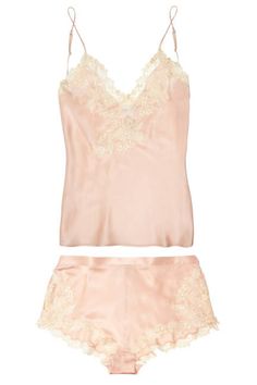 Blair Waldorf, Elegant Lingerie, Satin Camisole, Belle Lingerie, Best Lingerie, Women Nightwear, Designer Lingerie