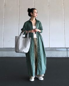 Japan Fashion, Japanese Fashion Women, Budget Fashion, Fashion Attire, Japanese Fashion, Minimal Fashion, Fashion Fashion