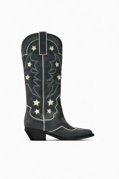 Star Cowboy Boots, Cow Boy Boots, Boy Boots, Fashion Cowboy Boots, Cowboy Style, Leather Cowboy Boots, Star Design, Star Designs