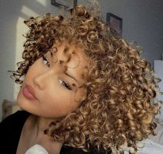 Balayage, Braid Hairstyles For Long Hair, Honey Blond, Heart Braid, Highlights Curly Hair, Girls Hairstyle, Mixed Curly Hair, Honey Brown Hair