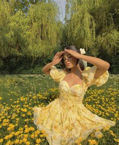 Fairy Floral Dress, Fairycore Aesthetic Dress, Yellow Dress Flowy, Cottage Core Dress Aesthetic, Yellow Sundress Outfit, Cottage Core Birthday Party, Flowey Dresses, Fairy Core Dresses, Cottage Core Aesthetic Outfits