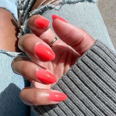 Vacation Nail Colors, Nail Vibes, Summer Nail Colors, Summer Nail Polish, Pink Images, Vacation Nails, Vacation Vibes, Essie Nail Polish