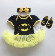 Newborn Baby Girl Infant Batman Romper Bodysuit Dress 3PCS Outfit Headband Shoes #Fashion #RomperJumpsuitBodysuitPlaysuit #DressyEverydayHolidayCasual Skirt Outfits, Baby Batman, Newborn Baby Girls, Romper Bodysuit, Twin Outfits, Bodysuit Dress, Baby Pillows, Tutu Dress