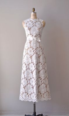 Wedding Dress 1960s, Vintage Lace Wedding Dress, 1960s Wedding, Vintage Lace Weddings, Fashion 1960s, Lace Dress Vintage, Lace Wedding Dress Vintage, Wedding Gowns Vintage, Vintage Mode