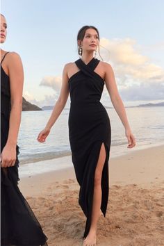 Halter Top Wedding Guest Dress, Black Satin Halter Neck Dress, Maxi Dress Hairstyles, Black Halter Dress Outfit, Halter Neck Dress Hairstyles, Halter Dress Wedding Guest, High Neck Dress Hairstyles, Summer Black Tie Wedding Guest Dress, Halter Dress Hairstyles