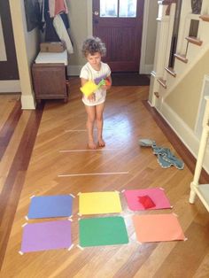 Make your own indoor bean bag toss game - great rainy day activity Rainy Day Activities, Kaba Motor Becerileri, Easy Indoor Activities, Preschool Colors, Gross Motor Activities, Aktivitas Montessori, Bean Bag Toss, Bag Toss, Indoor Activities For Kids