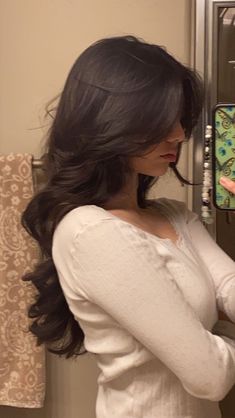 Butterfly Haircut With Wispy Curtain Bangs, Long Layers In Back Of Hair, Tiered Layers Hair, Long Hair With Dramatic Layers, Layered Hair Long Brown, Long Hair Short Layers Straight, Hair Styles For Medium Hair Wedding, Money Piece Hair Layers, Romantic Haircut For Long Hair