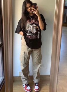 Muzică Rock, Stile Hip Hop, Stile Hijab, Streetwear Girl, Outfit Streetwear, Mode Kpop, Tomboy Style Outfits, Modieuze Outfits, Swaggy Outfits