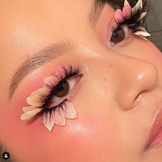 Pink Fantasy Makeup, Fairy Makeup Pink, Spring Fairy Costume, Pink Flower Makeup, Pink Fairy Makeup, Wallpaper Nails, Makeup Fantasi, Rave Bae, Maquillage On Fleek