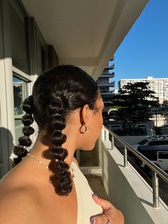 Four Ponytails Hairstyles, Two Braids With Curly Hair, Curly Slick Back Hairstyles, Curly Hair Bubble Braid, Bubble Braid Curly Hair, Bubble Braids Curly Hair, Slick Back Curly Hairstyles, Protective Curly Hairstyles, Slick Back Curly Hair