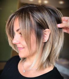 Hair Styles For 35+ Women, Medium Hairstyle For Thinning Hair Women, Medium Fall Hairstyles, Medium Bob Long Bangs, Hairstyles For 38 Year Old Women, Long Angled Bob With Layers Round Faces, Angled Bob Hairstyles For Fine Hair, Choppy Shoulder Length Hair Straight, Professional Hair Color For Work