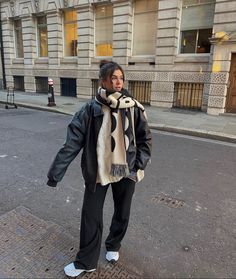 Nyc Winter Outfits, Japan Outfits, Nyc Fits, Nyc Outfits, New York Outfits, Looks Pinterest, Autumn Fits, Europe Outfits, London Outfit