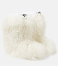 Lake Louise shearling boots in white - Bogner | Mytheresa Y2k Boots, Condo Kitchen, Shearling Boots, Shoe Inspo, Lake Louise, Flat Boots, Designing Women, Shoe Boots, Lake