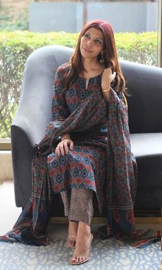 Fashion Quotes, Palazzo Kurta, Designer Dupatta, Casual Kurti, Pakistani Salwar, Pakistani Salwar Kameez, Fashion Poster, Fashion Over 50, Festival Wear