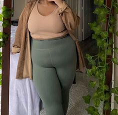 Plus Size Self Care Aesthetic, That Girl Plus Size, Earth Tone Outfits Plus Size, Fall Outfits Thicker Women, Plus Size Outfit Inspo Aesthetic, Plus Size Fitness Aesthetic, Ootd For Chubby Girls, Summer Outfits For Chubby Girls, Comfy Outfits Plus Size