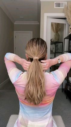 Tutorial Chignon, Beautiful Hair Styles, Hair Braid Videos, Hair Tutorials For Medium Hair