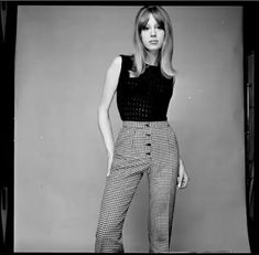 Patti Boyd Style, Pattie Boyd Outfits, Pattie Boyd 60s, Pattie Boyd Style, Patti Boyd, 70s Inspiration, Beatles Girl, Pattie Boyd