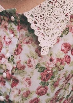 Couture, Zooey Deschanel, Granny Chic, Linens And Lace, Vestidos Vintage, Rose Cottage, Lace Collar, Belle Epoque, Neck Designs