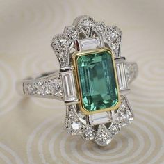 Emerald Birthstone Ring, Bijoux Art Nouveau, Gold Jewelry Gift, Emerald Wedding Rings, Black Gold Jewelry, Vintage Luxury, Crystal Ring