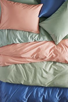 the comforter is neatly made and ready for someone to use it in their bed