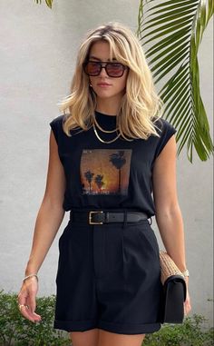 Tomboy Going Out Outfit Summer, Belt Slip Dress, Spring Aesthetic Outfit 2024, Cool Outfits For Hot Weather, Style 2024 Womens Fashion Summer, Black Shorts Street Style, Late 20s Outfits Summer, Trouser Shorts Outfit Casual, How To Style A V Neck Tshirt