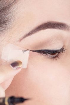 image Lip Liner, Liquid Eyeliner, Eye Makeup Tutorial, Scotch, Cat Eye, Makeup Tutorial, Ear Cuff