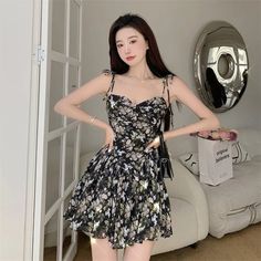 Floral Fit, Summer Fashion Dresses, Floral Fashion, Polyester Dress, Dresses Women, Womens Clothing Stores, Girls Fashion, Style Retro, Fashion Summer