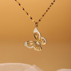 The golden hollow butterfly pendant is exquisite, gorgeous, and elegant    Chain material: stainless steel    Pendant Material: Copper Simple Butterfly, Instagram Style, Butterfly Decorations, Stainless Steel Pendant, Butterfly Necklace, Butterfly Pendant, Instagram Fashion, The Golden, Necklace Etsy