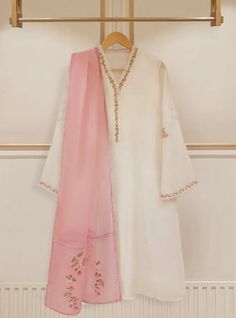 Long Tops Designs, Royal Wedding Dresses, Party Wear Outfits, Mirror Work Dress, Simple White Dress, Woolen Dresses, Pakistani Fancy Dresses, Pakistani Fashion Casual, Royal Wedding Dress
