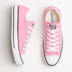 Sparkly Converse, Converse Style Women, Cc Shoes, Sneaker Lovers, Cute Sneakers, Outfits With Converse, Casual Sneakers Women, Pink Sneakers