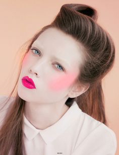 Fuchsia lips, neon blush and a modern take on the victory roll  peinado propuesta de Le Salon d'Apodaca #lesalondapodaca #peinados #peluqueria #malasaña #hairstyles #hair Pink Lips, Spring Make Up, Pastel Makeup, Hot Pink Lips, Japanese Makeup, Spring Makeup, Smokey Eyes, Editorial Makeup, Foto Inspiration