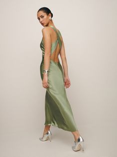 Casette Silk Dress Spring Wedding Guest, Spring Wedding Guest Dress, Green Dress Casual, Green Bridesmaid, Green Bridesmaid Dresses, Backless Wedding, Silk Charmeuse, Lace Up Sandals, Green Silk