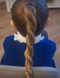 school hairstyle for baby girl Hairstyle For Baby Girl, Hairstyles For Kindergarteners, Toddler Hairstyles Girl Fine Hair, Kids School Hairstyles, Baby Girl Hairstyles Curly, School Hairstyle, Hair Due