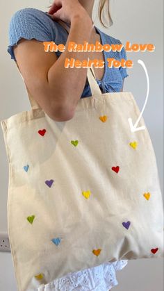 Embroider Tote Bags, Hand Embroidery Tote Bag, Embroidery Designs Tote Bag, Tote Bag Design Embroidery, Tote Bag Embroidery Design, Tote Bag Broderie, Broderie Tote Bag, Tote Bag Diy Paint, Embroidered Tote Bag Ideas