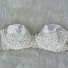 Made In Usa Maidenform Rendezvous White Lace 32 Strapless B Bra From 60's White Strapless Bra, Cbs Ghosts, Strapless Bras, White Lace Bra, Pink Lace Bra, Wonder Bra, White Bra, Coral Lace, White Bras