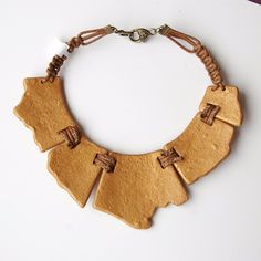 Leather Flower Tutorial, Bohemian Chic Jewelry, Leather Craft Projects, Leather Jewellery, Mixed Media Jewelry, Wooden Necklace, Polymer Clay Necklace, Clay Necklace