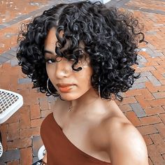 >Item:?Soul Lady Bouncy Curly Bob Wig Side Part Real HD Lace Wigs? >Hair Material:?100% Virgin Human Hair Wigs, No Fibbers & No Synthetic Hair >Wig?Density:?180% Density. Thick?Full From?Top?To?Ends; Enough to meet your requirement, bigger?density wig is available for you. >Hair Color:?Natural Black >Hair Texture:?Jerry Curly Hair, Tight Bouncy Curly Hair. >Hair Length:?12-14 Inch >Hair Features:??Pre Plucked Hairline,100% True To Length. No Tangle,No Shedding, Healthy, Soft, No Impurities, No S