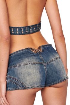 SEQUOIA SHORT - BLUE : DENIM BLUE Shorts And Bra Set, Blue Bratz Outfit, Trending Two Piece Outfits, Summer 90s Outfits, Jean Shorts Outfit Aesthetic, Asymmetrical Top Outfit, Decorative Seams, Denim Set, 2000s Clothes