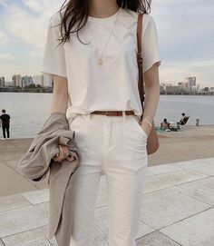 Minimal Summer Outfit, Simple Casual Outfits, 여름 스타일, Casual College Outfits, Korean Casual Outfits, Casual Day Outfits, Stylish Work Outfits