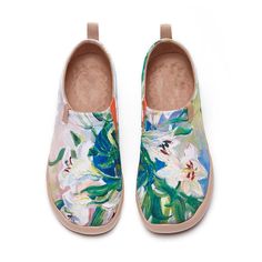 Introducing our Women's Casual Painted Walking Slip-On Loafers, designed for both style and comfort. These lightweight canvas sneakers feature a unique painted design, making them perfect for everyday wear. The slip-on style ensures easy on and off, while the comfortable fit makes them ideal for walking and casual outings. Available in various sizes to match your needs. Shop now from Shoe Me Royalty. Product information: Function: Anti-slip, wear-resistant, breathable, lightweight, and shock abs Painting Lily, Color Oil Painting, Women's Casual Shoes, Canvas Shoe, Shoe Pattern, Womens Fashion Sneakers, Painted Shoes, Casual Shoes Women, Fashion Sneakers