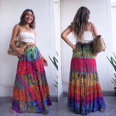 Tye Dye Skirt Outfit, Maxi Skirt Hippie, Tie Dye Outfit, Tired Skirt, Tye Dye Skirt, Bohemian Witch, Tie Diy, Beach Maxi Skirt, Spring Skirt Outfits