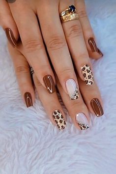 Trendy Nails Acrylic Short, Nails 2023 Designs, Rock And Roll Nails, Animal Print Uñas, Fall Nails Trendy, Leopard Nail Art Designs, Uñas Animal Print, Burgundy Acrylic Nails, Leopard Nail Designs