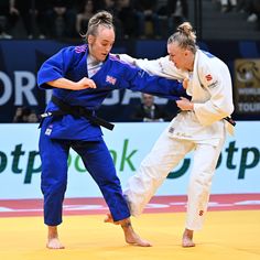 Lucy Renshall (GBR, blue) defeated Katharina Haecker (Australia, white) • Grand Prix Portugal 2024 #judo Books, Australia, Portugal, Comics, Grand Prix