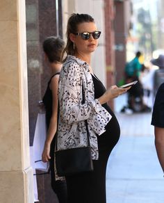 Behati Prinsloo showed off her growing baby bump at a doctor’s office in Beverly Hills. Behati Prinsloo, Adam And Behati, First Month Of Pregnancy, Doctors Office, Date Outfit Casual, Curvy Model, Posture Correction, Date Outfits