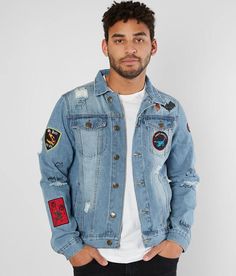 Men's Street Fashion, Jean Jacket Design, Patch Denim Jacket, Jean Jacket Patches, Jacket Patches, Denim Shorts Belt, Patch Denim, Denim Street Style, Denim Jacket Patches